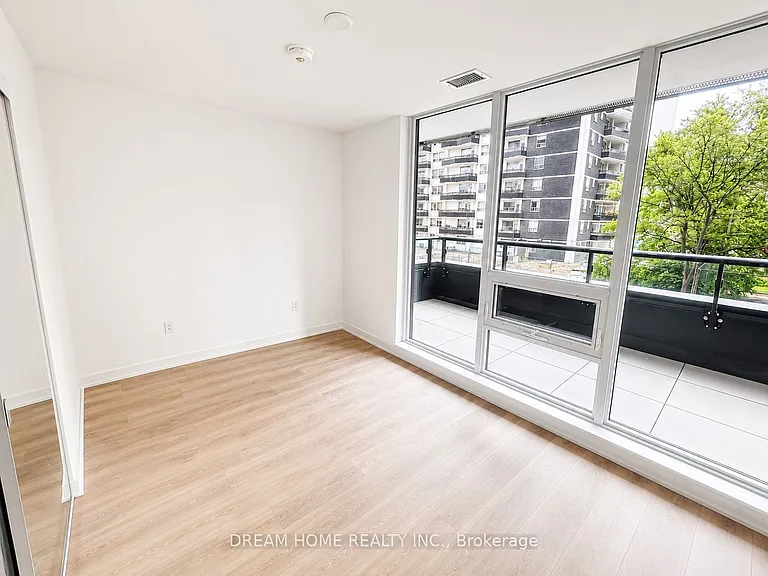 127 Broadway Ave #210 — Photo 5