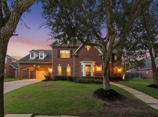 3108 Autumn Harvest Dr, Friendswood, TX 77546