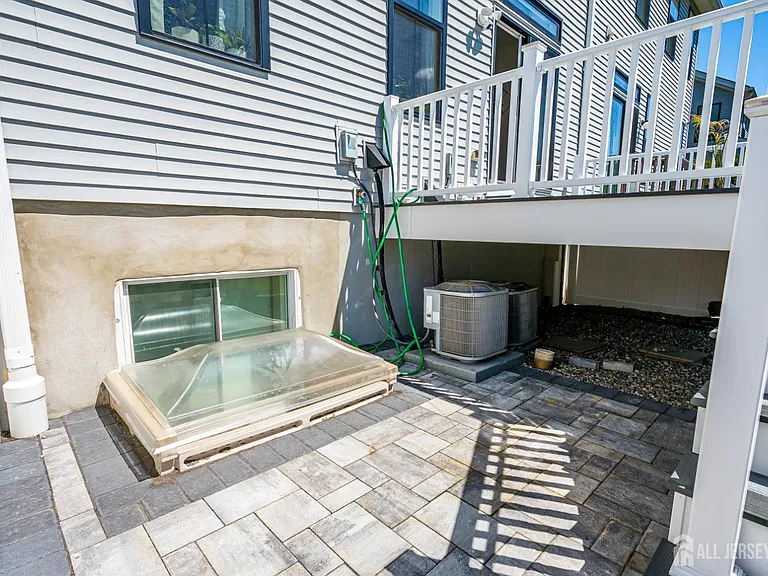 14 Hyacinth Ln — Photo 49