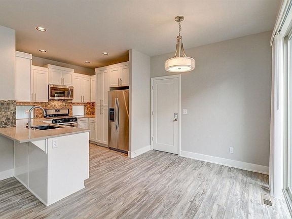 5th image of 4332 SW Canal Blvd Lot 6