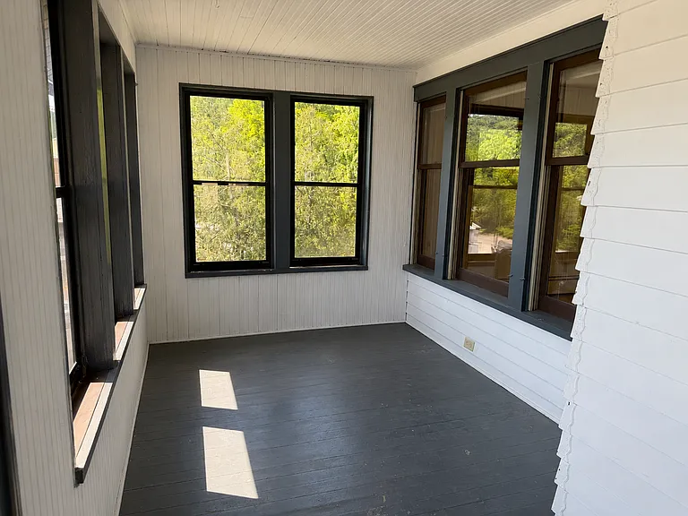 131 S Main St — Photo 21