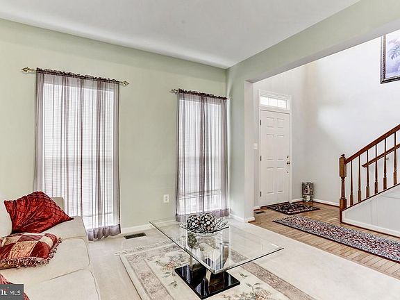 5th image of 18903 Porterfield Way