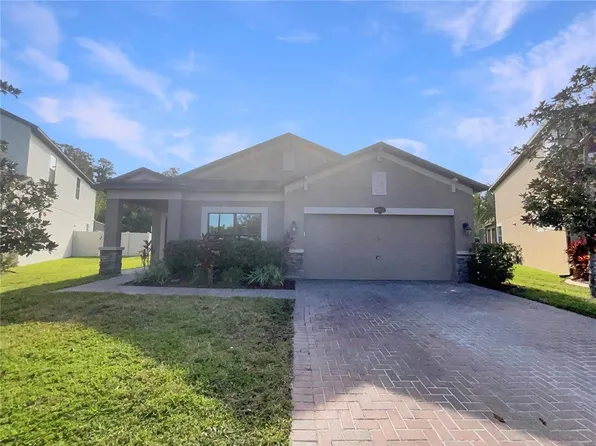 19558 Whispering Brook Dr, Tampa, FL 33647