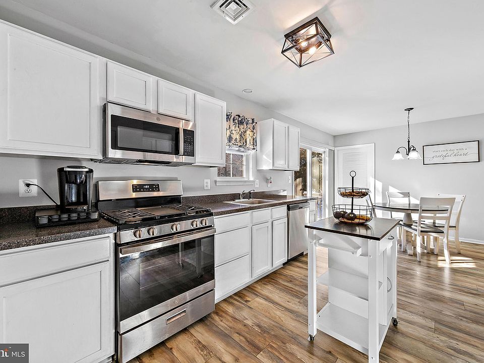 328 Harbourtown Blvd, Little Egg Harbor, NJ 08087 Zillow