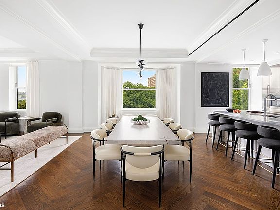 4th image of 344 W 72nd St #403