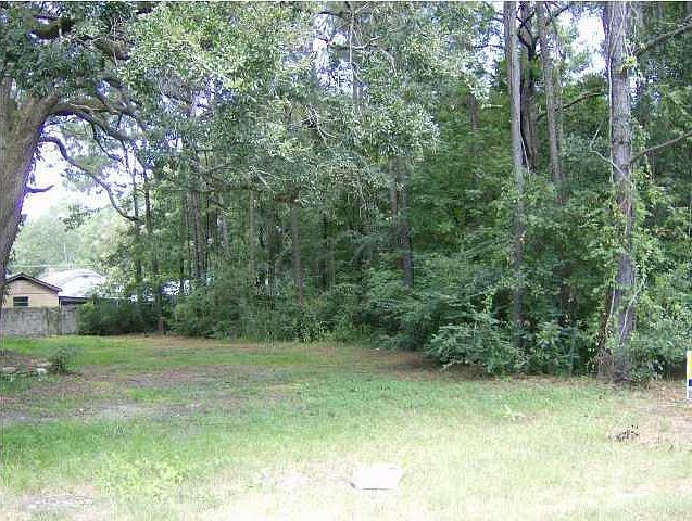 2nd image of 1828 Elsey Dr