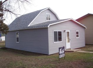 522 9th Ave W, Williston, ND 58801