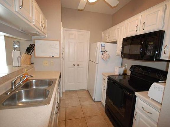 3rd image of 3001 Cedar St APT 102