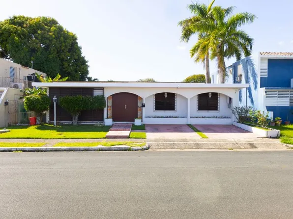 1554 Calle Varrcuda Urb Bahia Vistamar, Carolina, PR 00983