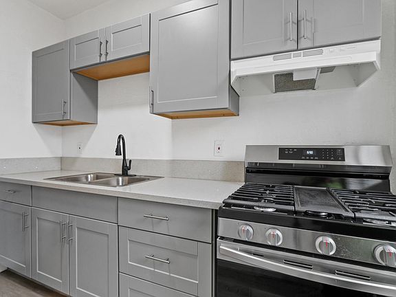2nd image of 718 S Alvarado St APT 108