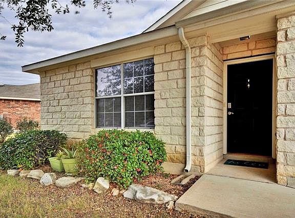 3rd image of 408 Meadow Park Dr