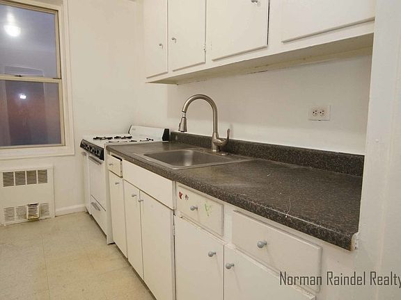 5th image of 1745 E 12th St APT 5K