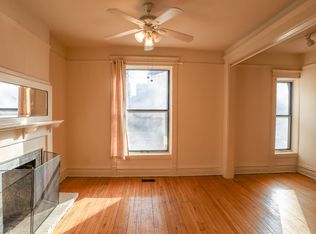 836 W Cornelia Ave #1A, Chicago, IL 60657