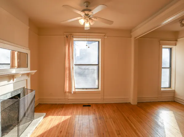 836 W Cornelia Ave #1A, Chicago, IL 60657