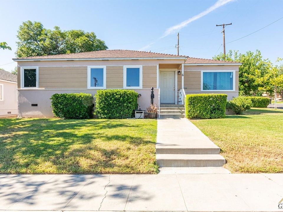 1st image of 6 Cypress Ln