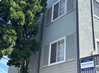 2 Bedroom 1.5 Bath Townhome with Attached Garage and W/D Hook Up! Don't Pass Up This Home!, San Pedro, CA 90731