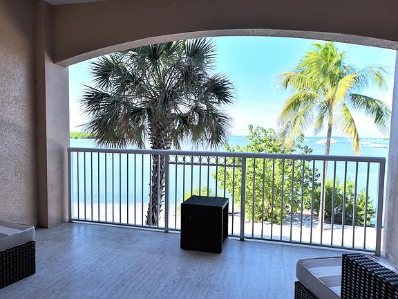 3rd image of 3841 N Roosevelt Blvd #114