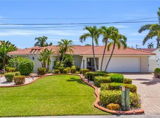5331 Mayfair Ct, Cape Coral, FL 33904