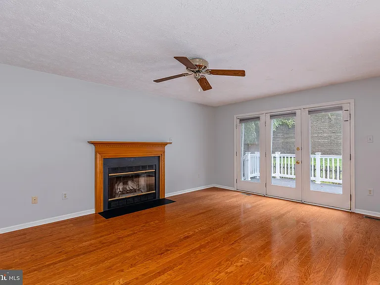 2807 Chapman Ct — Photo 13