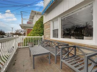 12708 Cronston Ave, Rockaway Park, NY 11694