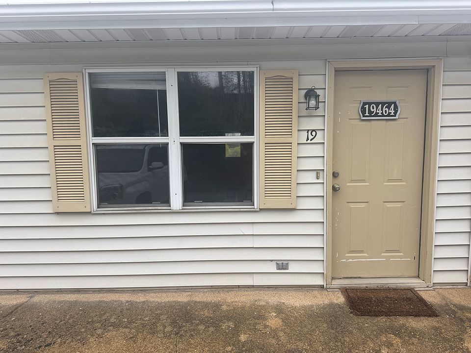 1st image of 19464 Manchester Dr #19