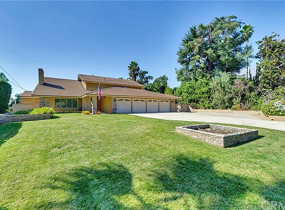 2nd image of 5982 Hellman Ave