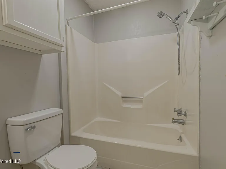 183 Cumberland Rd #B — Photo 24