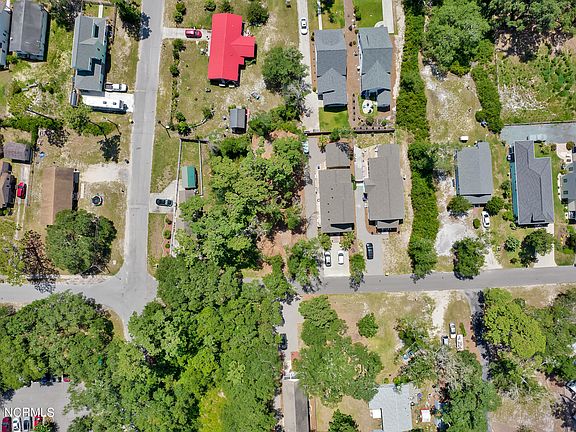 4th image of 1105 N Lord Street