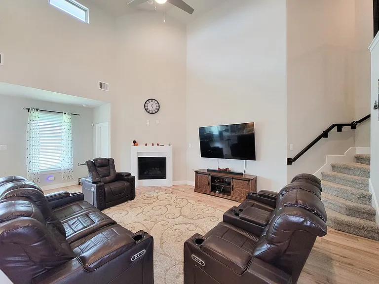 3534 Matterhorn Dr — Photo 26