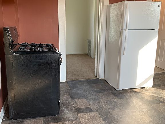 3rd image of 632 S Lincoln Ave #2