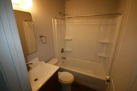 2505 Rose Dr — Photo 5