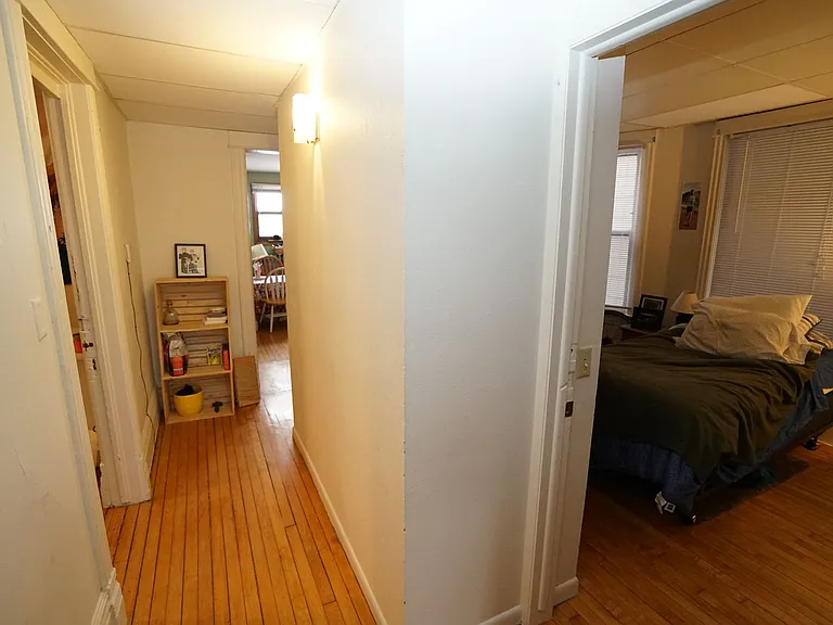 316 W Wilson St — Photo 10