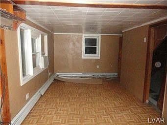 4th image of 2219 Benders Dr