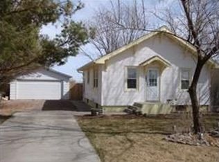 810 10th St, Gering, NE 69341