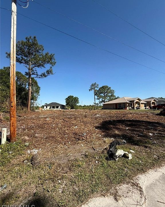 1st image of 459 Loretta Ave S