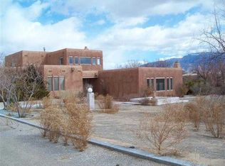1144 W Meadowlark Ln, Corrales, NM 87048