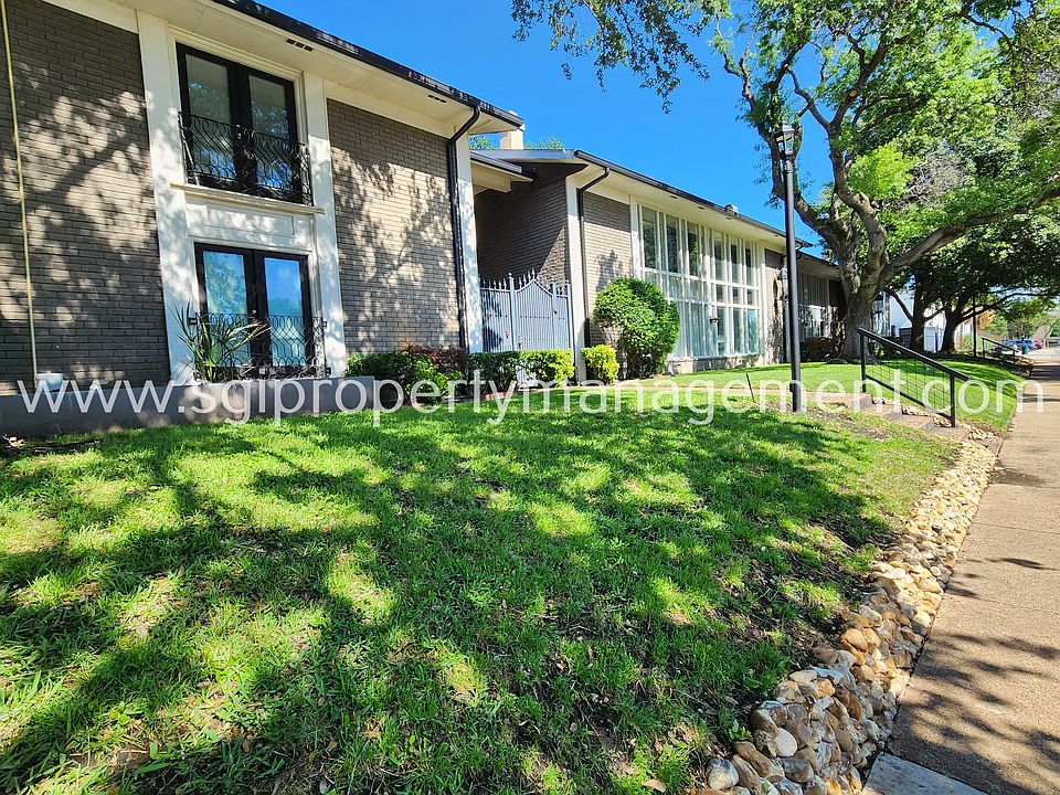 1st image of 10209 Regal Oaks Dr #115