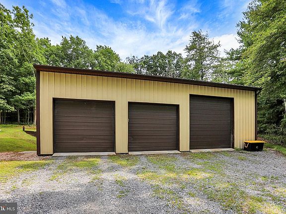 5th image of 265 Hirschmann Rd