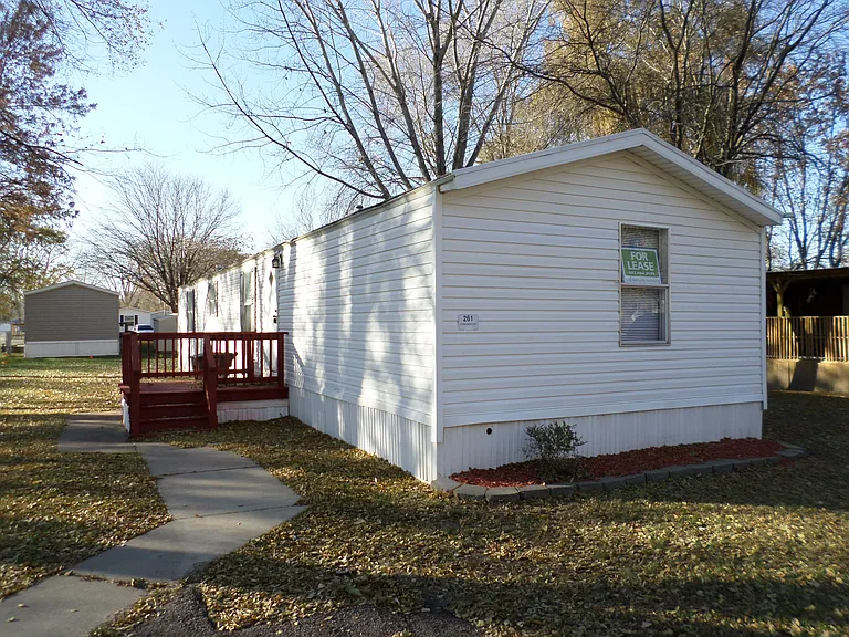 Siouxland Estates — Photo 15