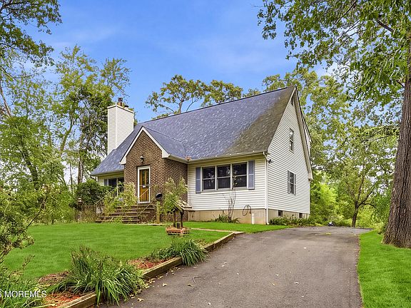 4th image of 313 Pfister Road