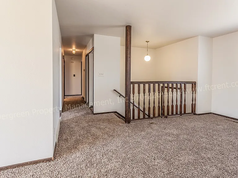 1925 Leicester Way — Photo 8