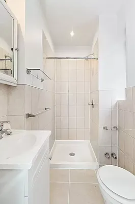 Rented by REAL New York | media 16