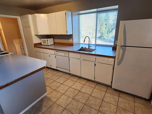 5th image of 14222 124th Ave NW
