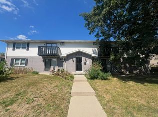 4322 Nakoosa Trl APT 4, Madison, WI 53714
