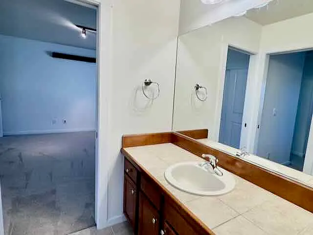 11046 SW Adele Dr — Photo 51