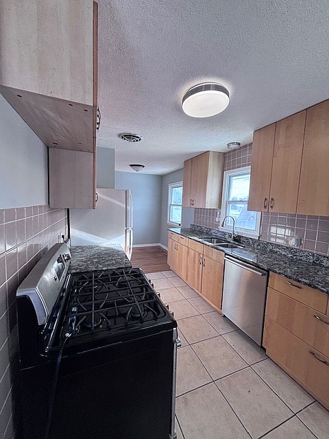 1st image of 8244 Park Ave S