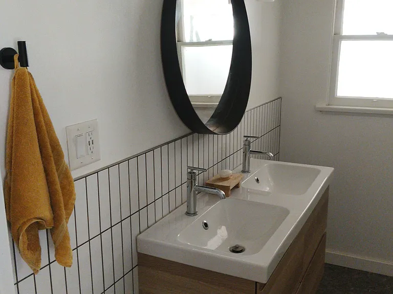 1453 N Anaheim Pl — Photo 4