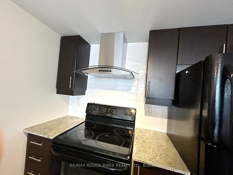25 Town Centre Ct #2811 — Photo 3