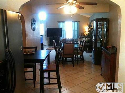 5th image of 11442 Roseville Dr