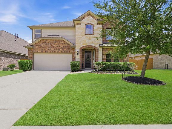 3rd image of 4565 New Country Dr